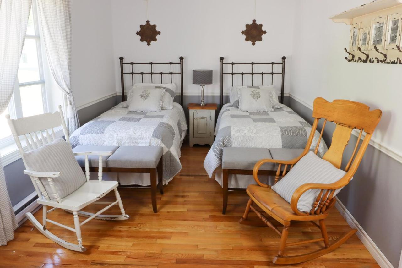 Bed & Breakfast, Gite La Princesse Des Champs Saint-Jean-de-Boischâtel 外观 照片